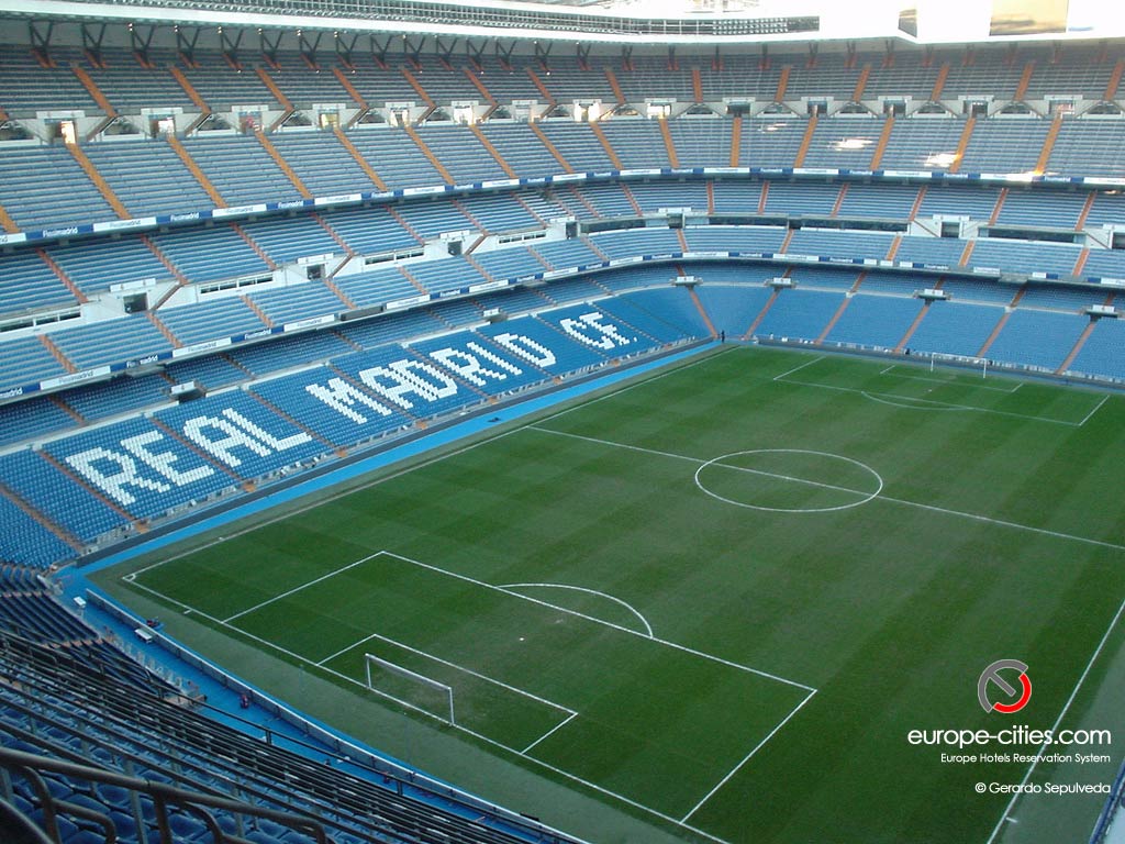 Santiago bernabeu3.jpg
